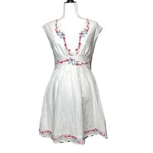 𝅺guess Jeans Floral Embroidered Dress